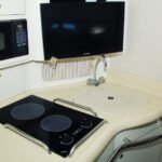 Paraíso: cocina y equipamiento interior